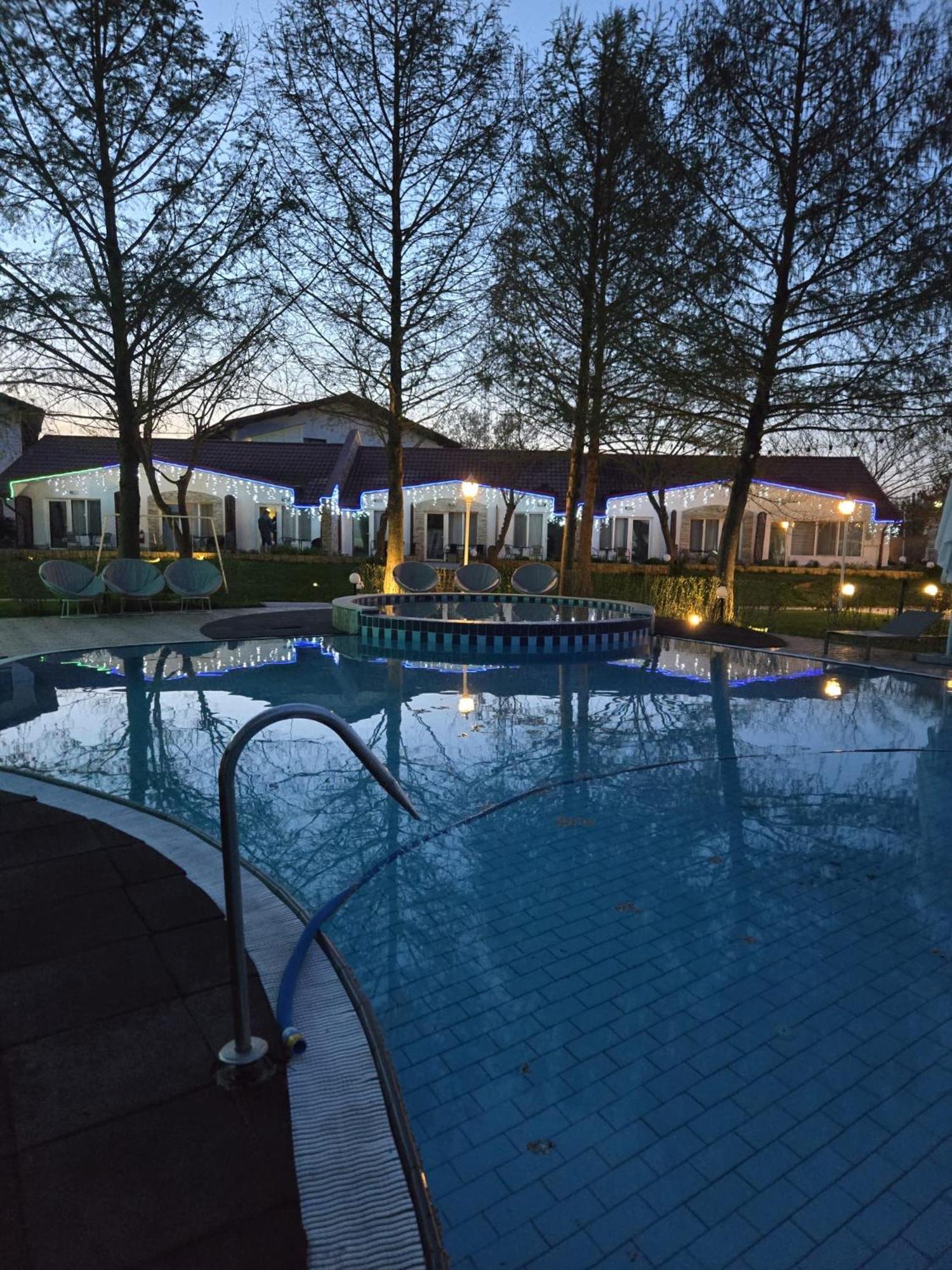 Steaua Apelor Family Resort Nufaru Luaran gambar